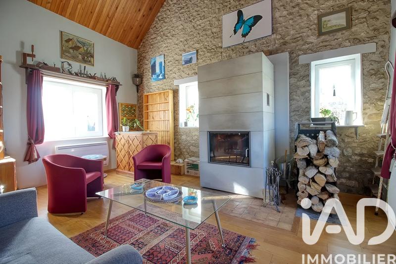 Maison de village - 140 m² - 6 pièces
