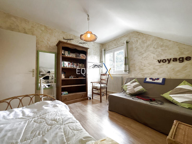 Villa - 171 m² - 9 pièces