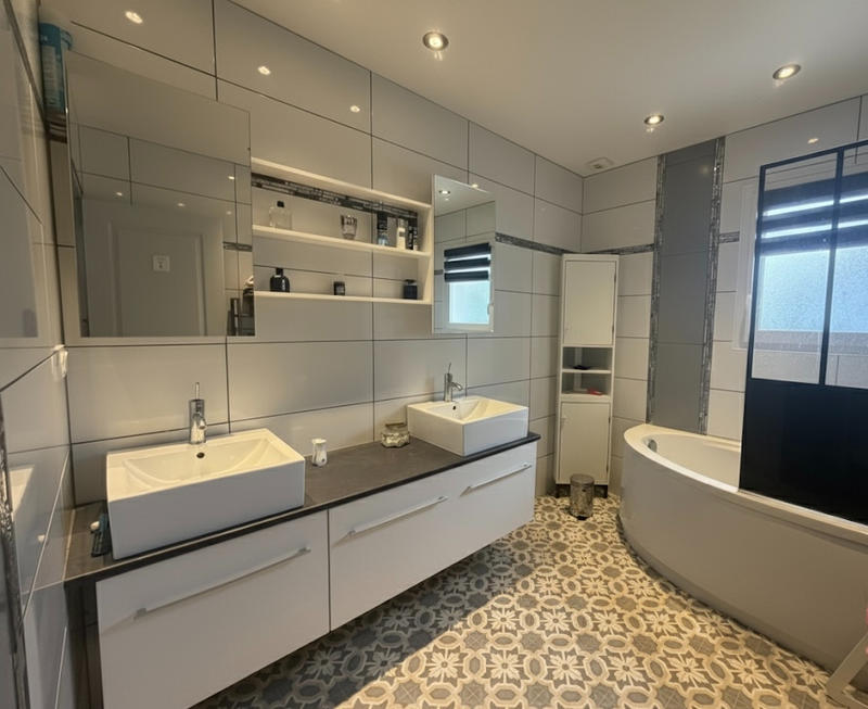 Maison - 139 m² - 6 pièces