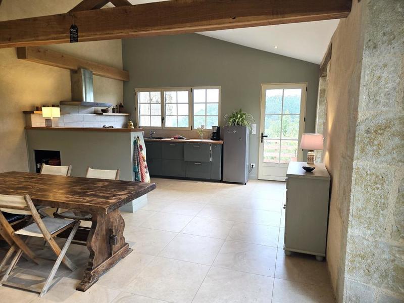 Maison - 290 m² - 8 pièces