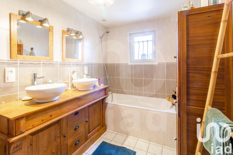 Maison - 145 m² - 7 pièces