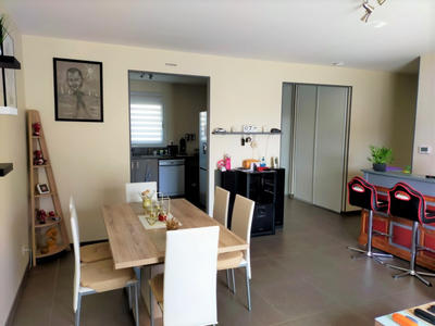 Maison - 99 m² - 4 pièces