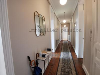 Appartement ancien - 108 m² - 5 pièces