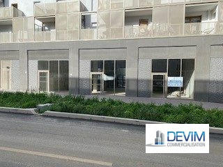 Local commercial - 206 m²