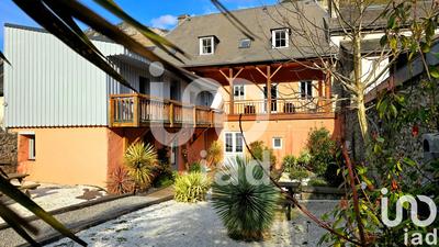 Appartement - 152 m² - 5 pièces