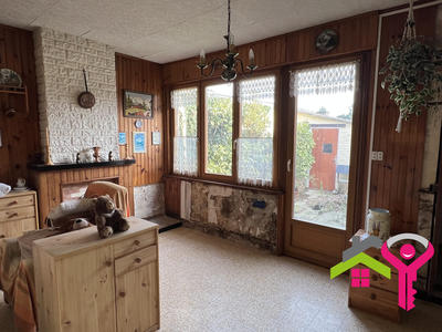 Maison - 90 m² - 4 pièces