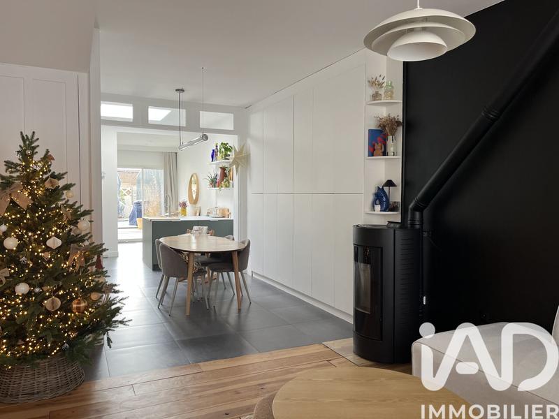 Maison - 110 m² - 4 pièces