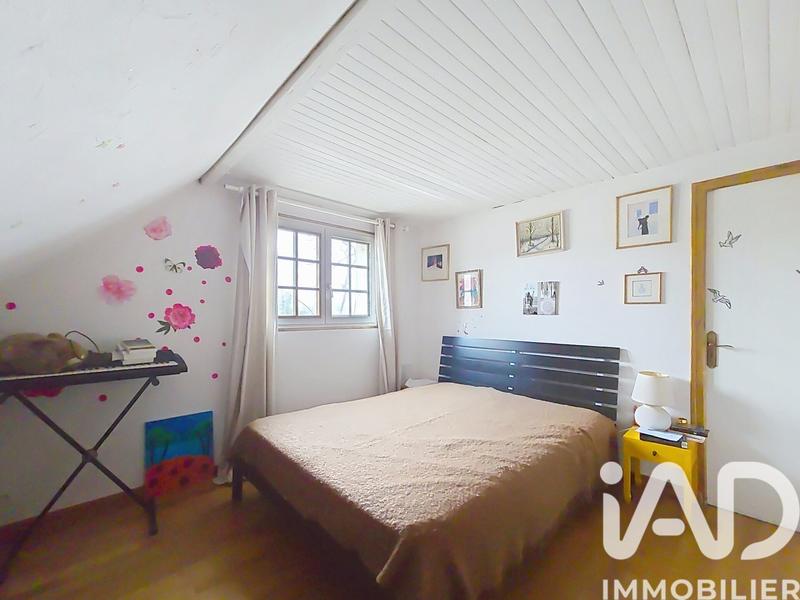 Maison - 213 m² - 7 pièces