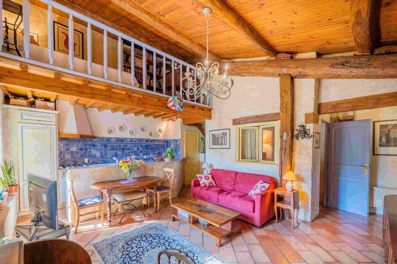 Maison - 253 m² - 9 pièces