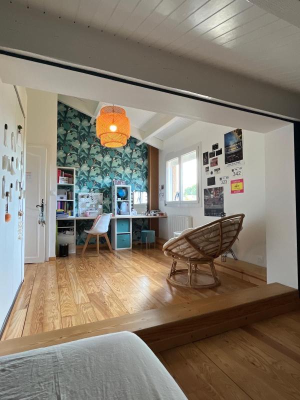 Maison - 180 m² - 5 pièces