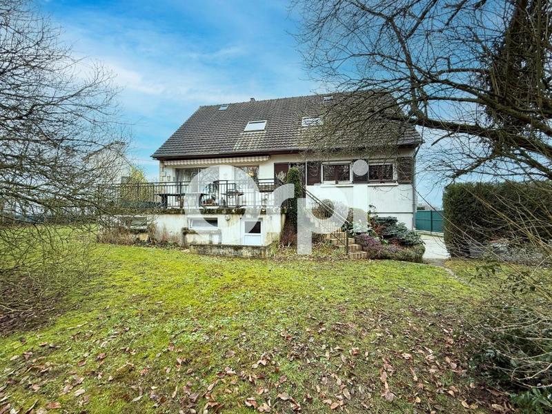 Maison - 150 m² - 6 pièces