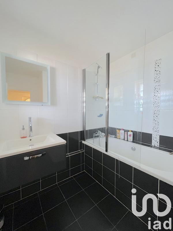 Appartement - 97 m² - 4 pièces