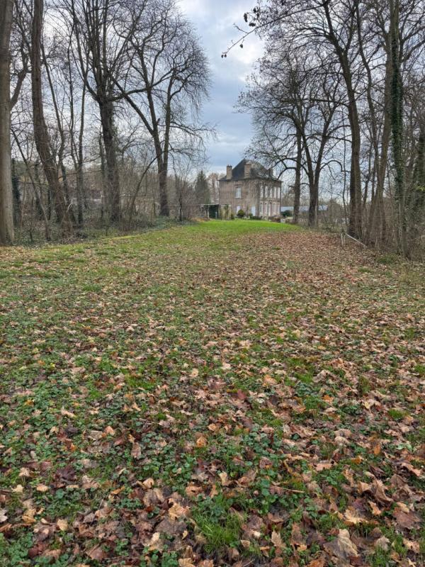 Terrain constructible - 20 232 m²