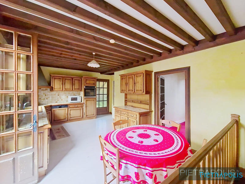 Maison - 143 m² - 6 pièces