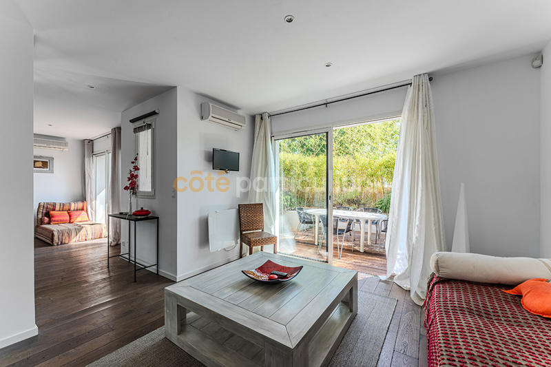 Maison - 350 m² - 11 pièces