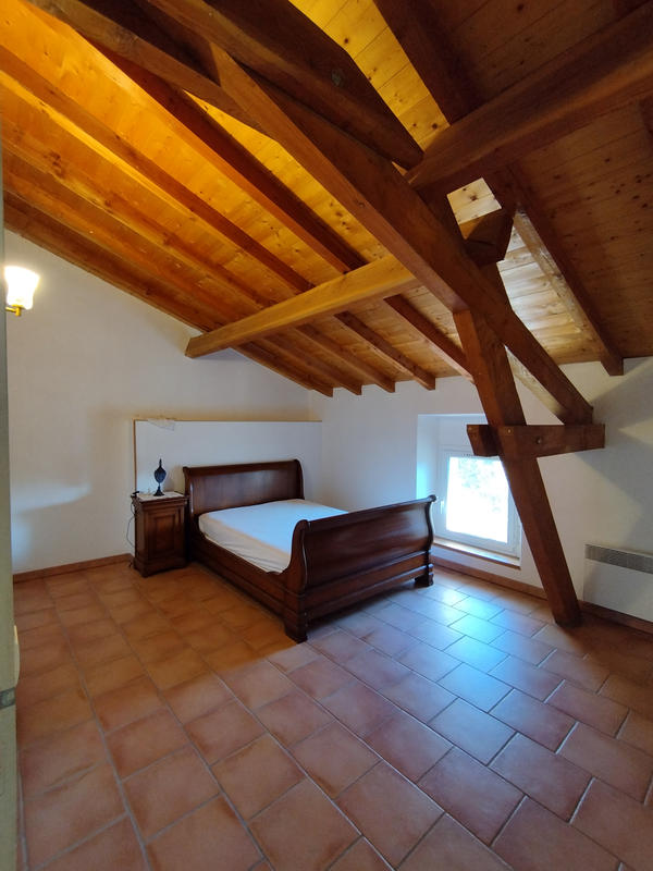 Maison - 270 m² - 9 pièces