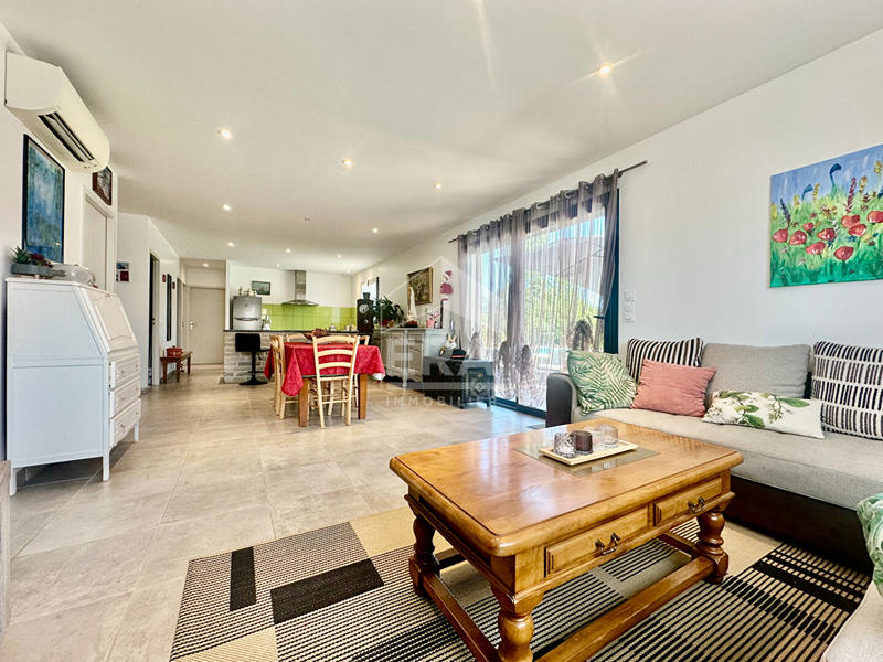 Maison - 97 m² - 4 pièces