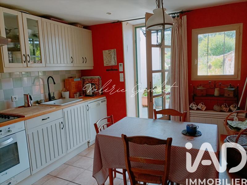 Maison - 102 m² - 6 pièces