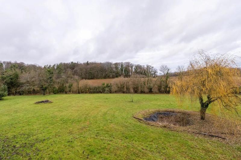 Demeure - 195 m² - 8 pièces