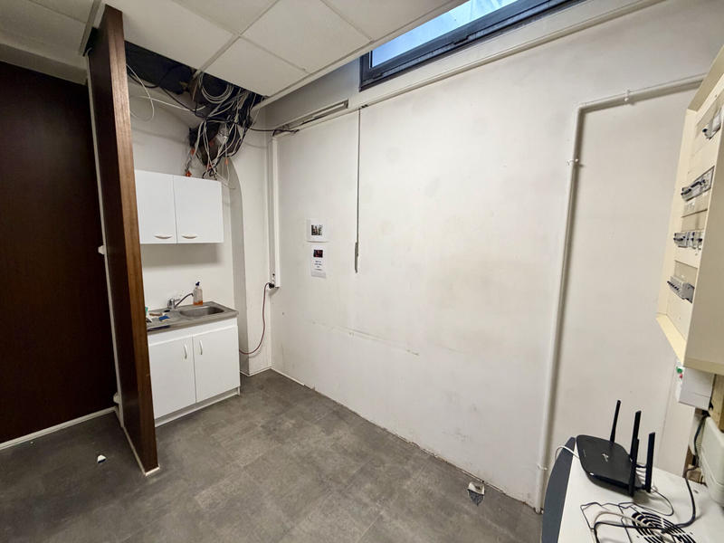 Local commercial - 111 m²