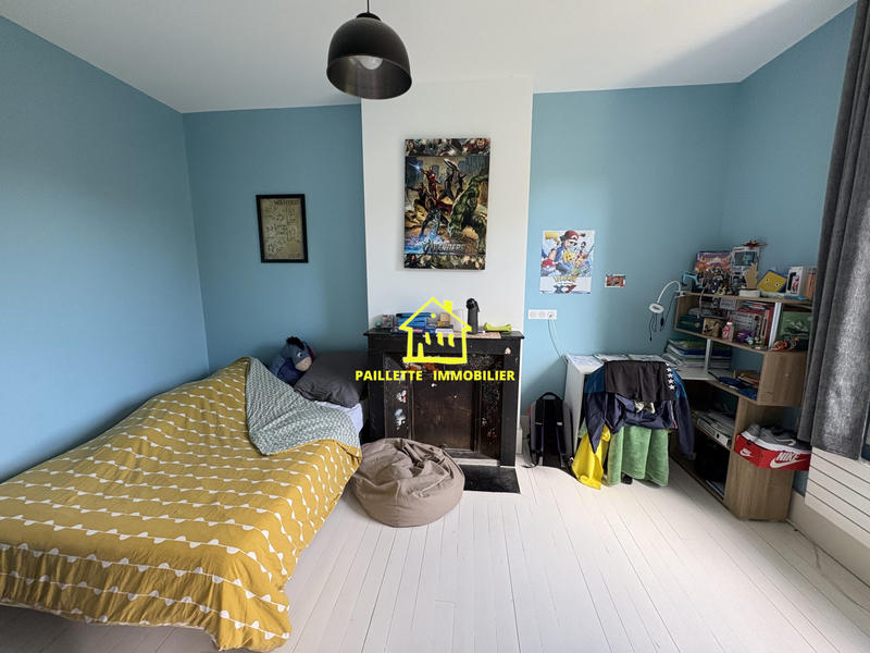 Maison - 201 m² - 6 pièces