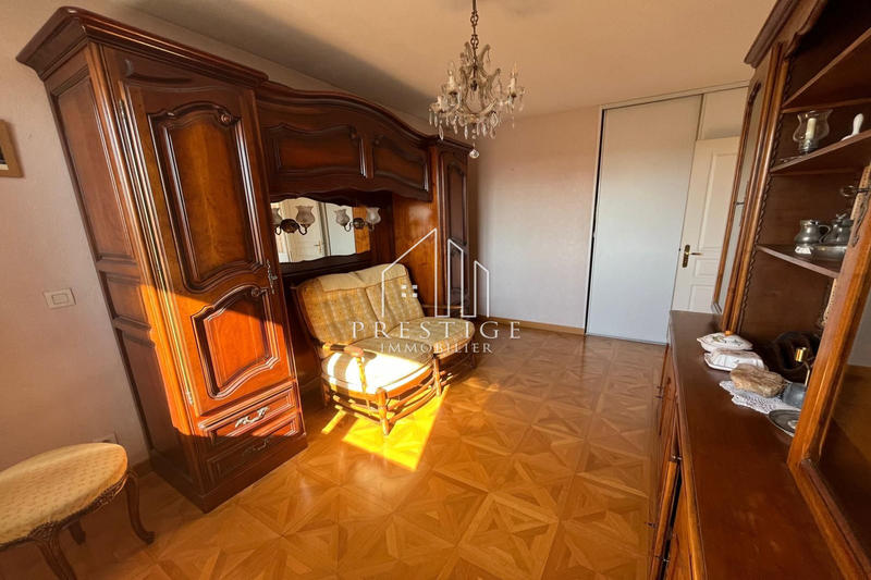 Appartement - 100 m² - 4 pièces