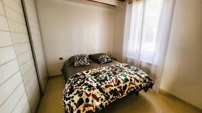 Maison - 177 m² - 7 pièces