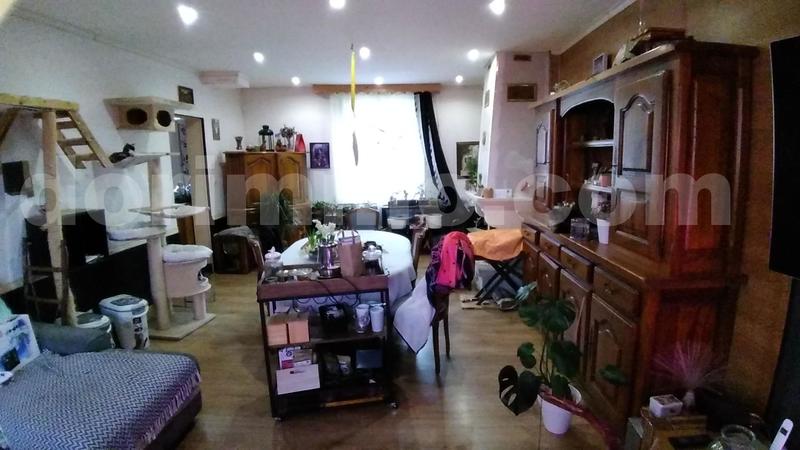 Maison - 248 m² - 10 pièces