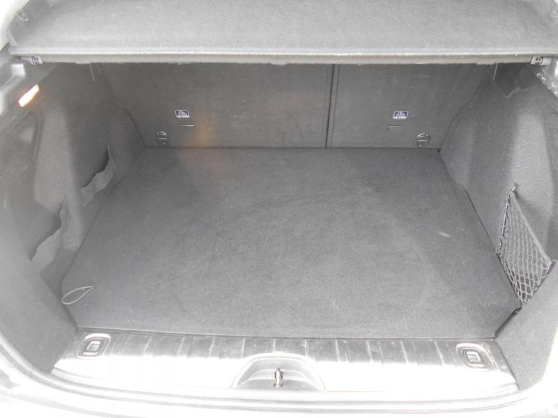 Peugeot 2008 Allure 1.6 Bluehdi 100 Ch