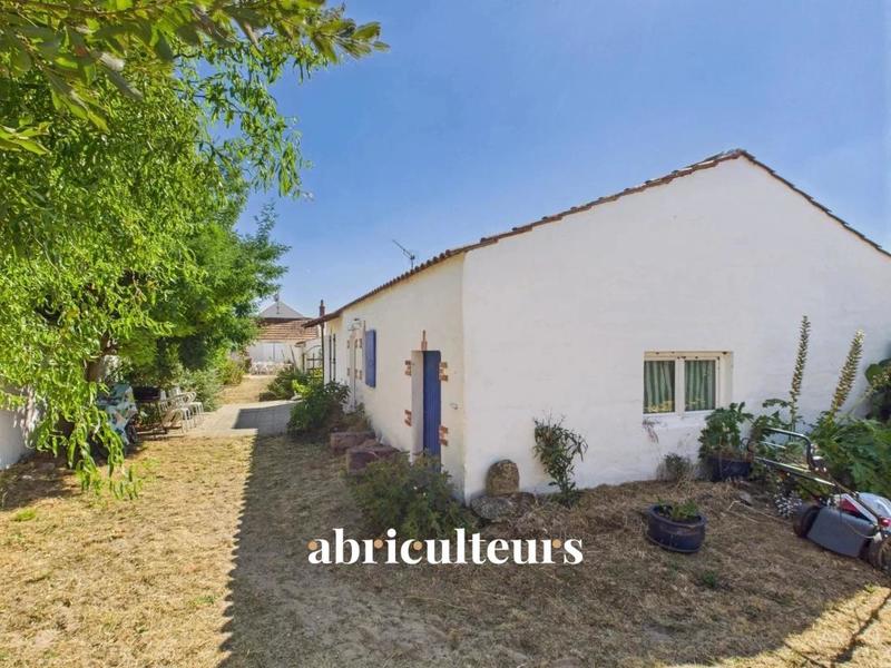 Maison ancienne - 186 m² - 6 pièces