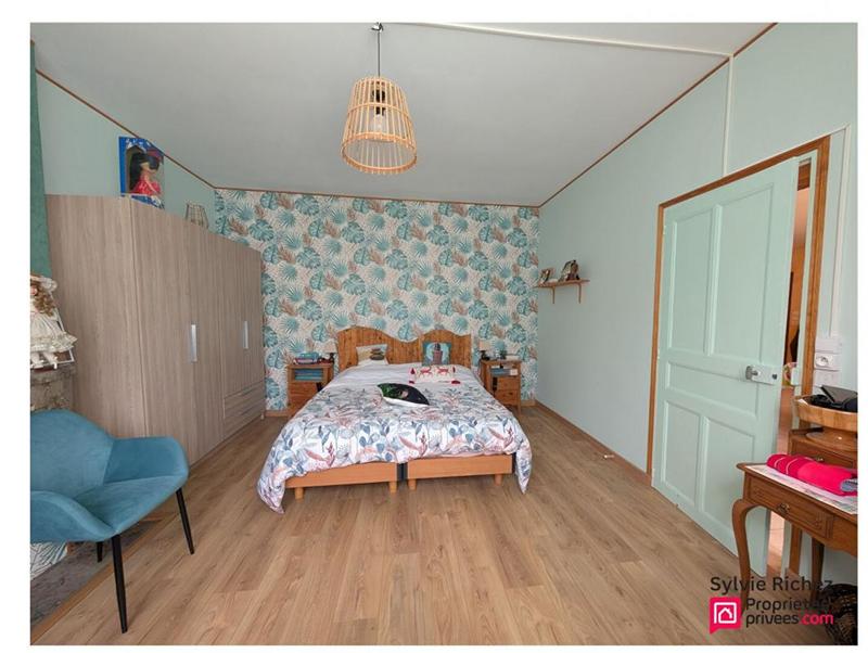 Maison - 101 m² - 4 pièces