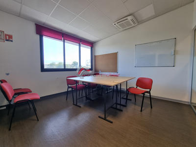 Local commercial - 90 m²