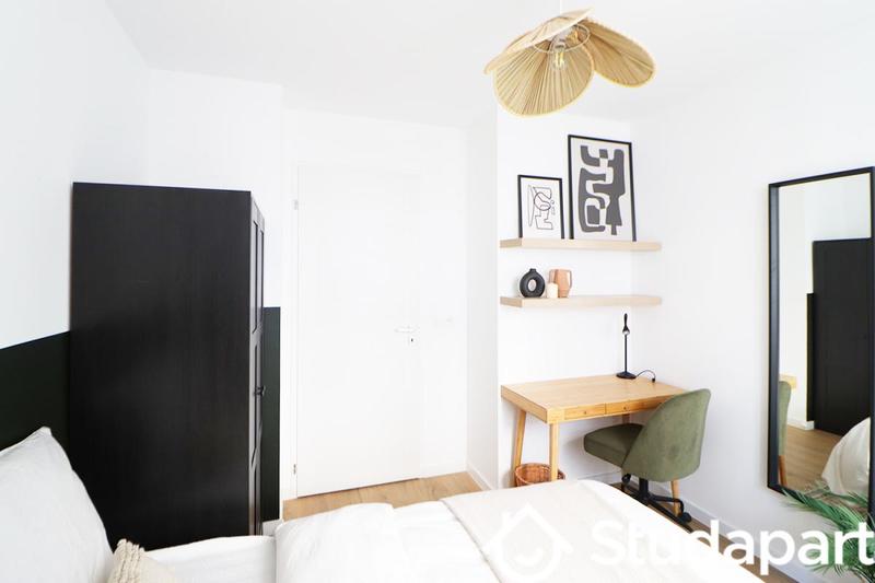Chambre - 11 m² - 1 pièce