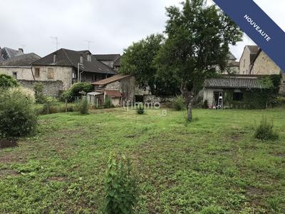 Maison de village - 300 m² - 15 pièces