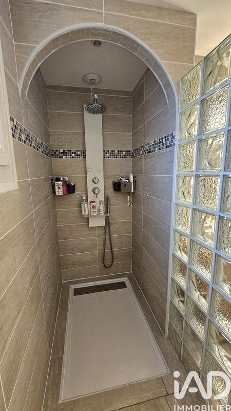 Maison - 151 m² - 8 pièces