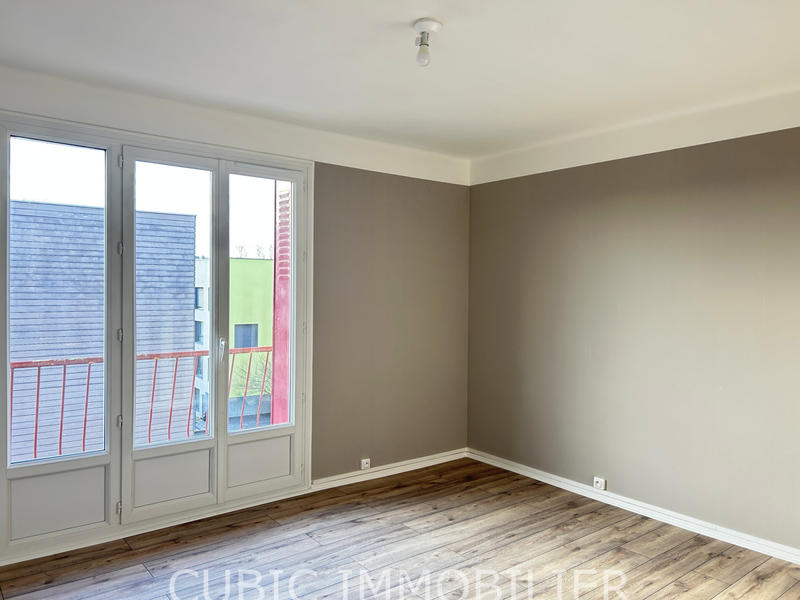 Appartement - 65 m² - 4 pièces