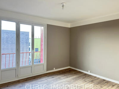 Appartement - 65 m² - 4 pièces