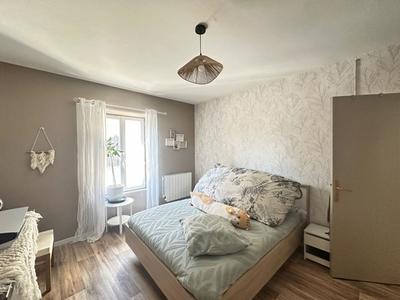 Maison - 80 m² - 5 pièces