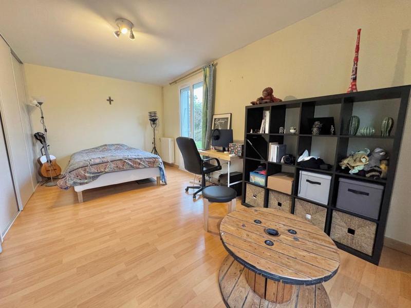 Maison - 204 m² - 6 pièces