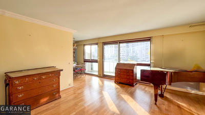 Appartement - 107 m² - 5 pièces