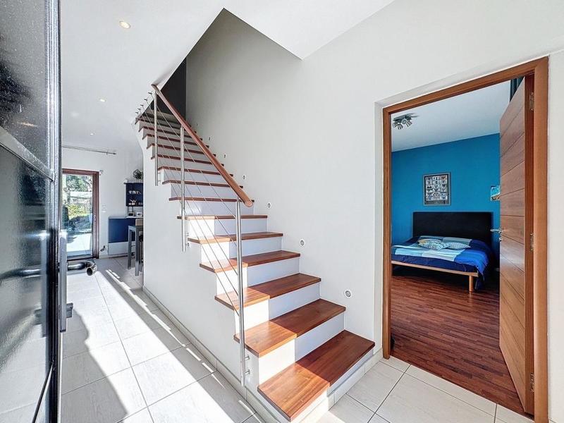 Maison - 213 m² - 5 pièces