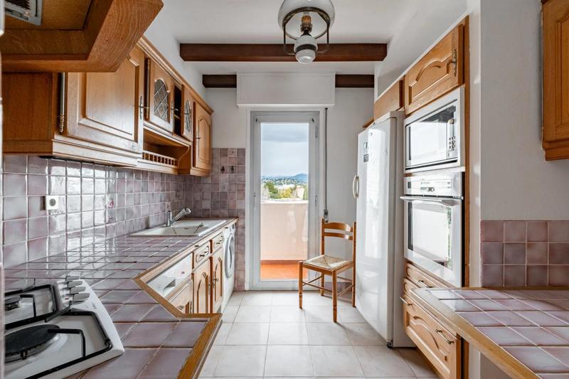 Appartement - 92 m² - 3 pièces