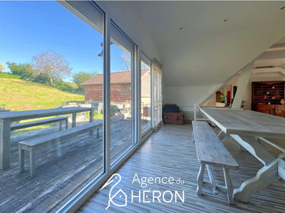 Maison - 143 m² - 8 pièces