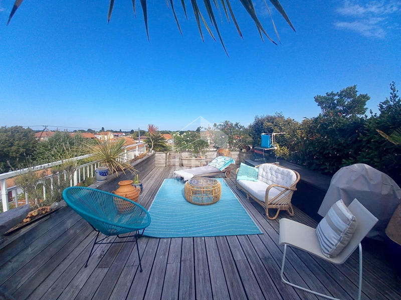 Appartement - 82 m² - 3 pièces