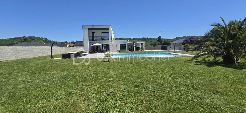 Villa - 165 m² - 7 pièces