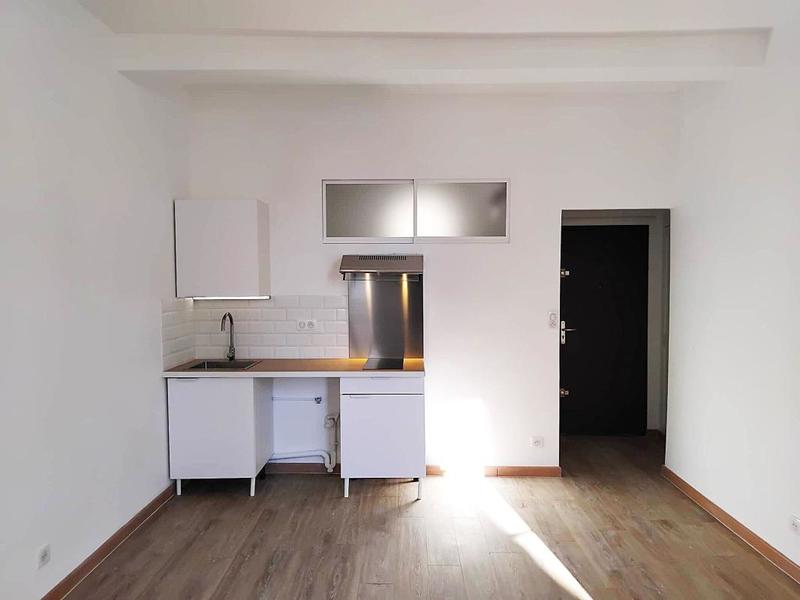 Studio - 24 m² - 1 pièce