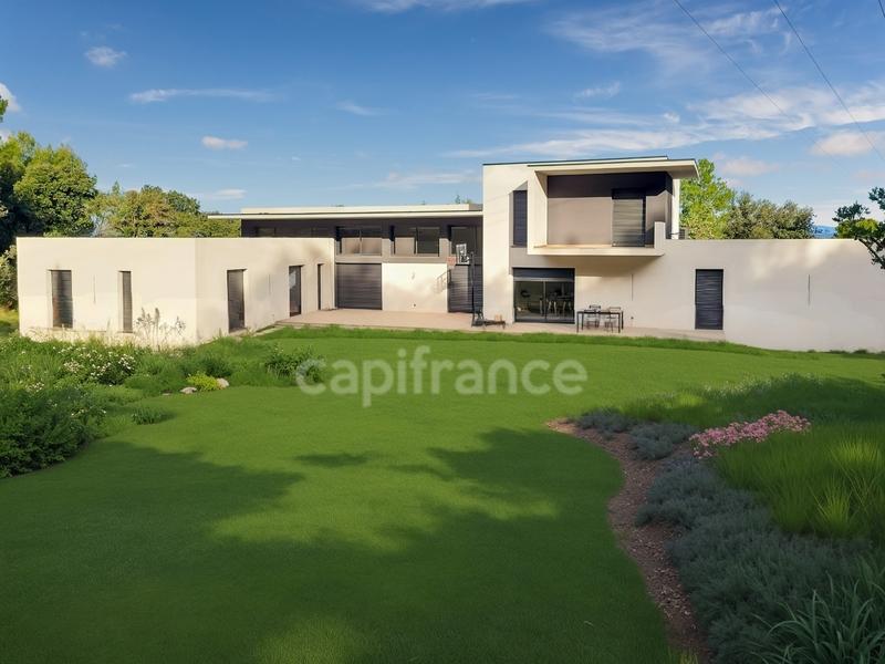 Maison - 225 m² - 7 pièces