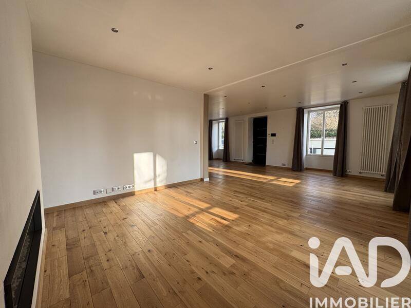 Maison - 162 m² - 8 pièces