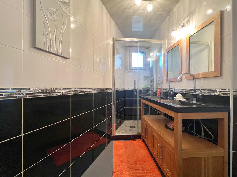 Maison - 162 m² - 7 pièces