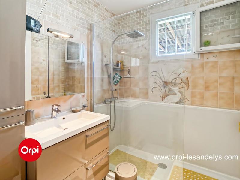 Maison - 95 m² - 5 pièces